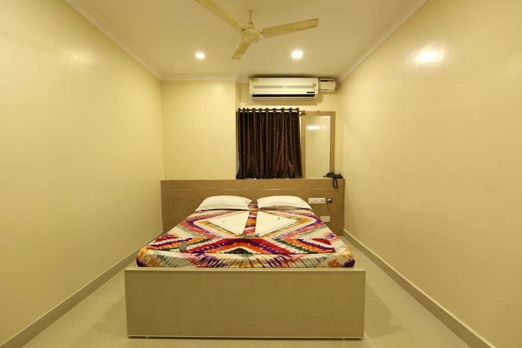 Pearl Guest House Chennai Room photo